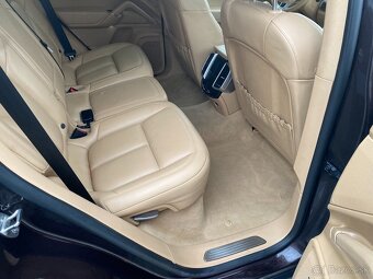 Porsche Cayenne 3.6 PLATINUM EDITION 2017r - 9