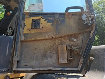 KOMATSU WA320-5 4X4 - 9