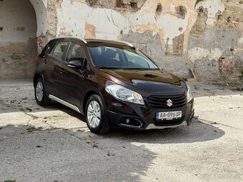 Suzuki SX4 S-Cross 1.6 I VVT Premium CVT 4WD - 9