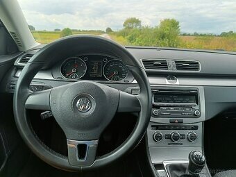 Volkswagen passat (B7, 2013) sedan COMFORTLINE, 1.6 TDI 77kw - 9
