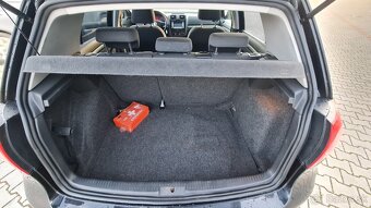 Volkswagen Golf V 1,9 Tdi 77kw Zeder Bez hrdze slušný stav - 9