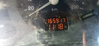 PREDAM RENAULT CLIO - 9