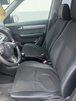 Suzuki Swift 1.3 - 9