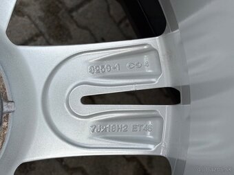 Originál SEAT 215/50 R18 5x112 - 9