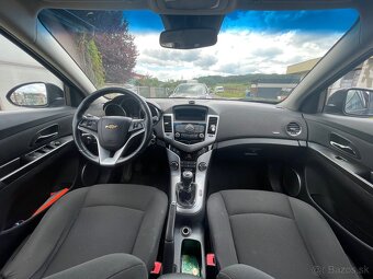 2012 chevrolet cruze 2.0l diesel hatchback - 9