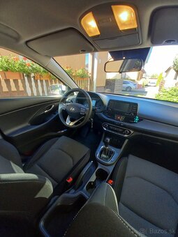 Hyundai i30 CW Kombi 1.4i 73kw - 9