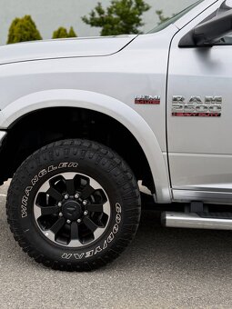 Dodge RAM 2500 HEAVY DUTY 6.4 V8 HEMI –Laramie—2016– - 9
