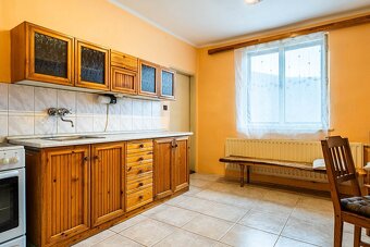 KYSAK-veľký rodinný dom, 6xizba, 2xsamostatný vchod,garáž - 9