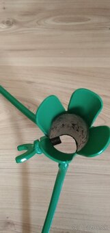 Retro liatinové stojany pre vianočný stromček - 9