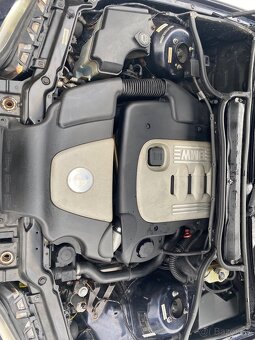 BMW E46 320d touring 110kw - 9