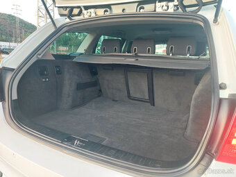 BMW Rad 3 Touring 320d xDrive A/T - 9