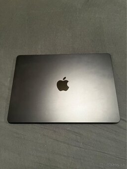 MacBook Air 2022 (M2) ako nový - 9
