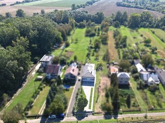 Zrekonštruovaný dom s krásnym pozemkom v Čemernom vo Vranove - 9
