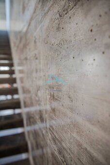 Priestranný dvojpodlažný rodinný dom s veľkou terasou Plášťo - 9