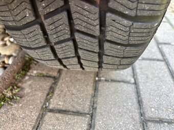 Predám Ford Fiesta 1,0i titánium - 9