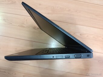 Dell Latitude 5590 - 9