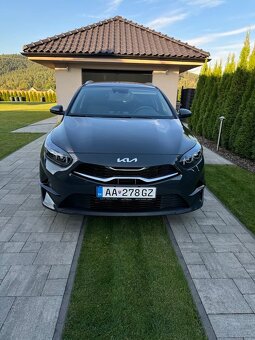 KIA CEED SW 1,5 benzín 118KW - 9
