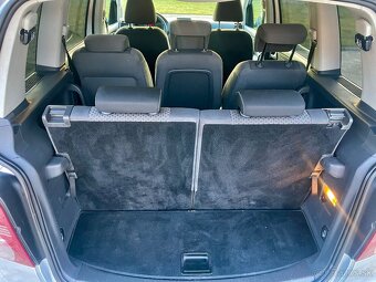 VOLKSWAGEN TOURAN 1.9 tdi ..7miest - 9