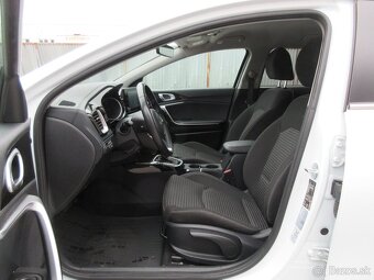 Kia Ceed SW 1.6 CRDi MHEV Gold A/T - 9