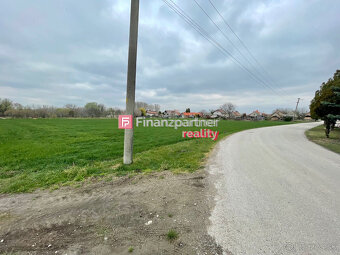 Na predaj pozemok o rozlohe 1275m2 - 9