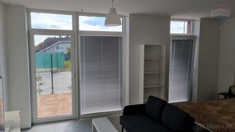PRENÁJOM: 1IZBOVÝ KOMPLETNE ZARIADENÝ BYT S PARKOVANÍM, ŠAM - 9