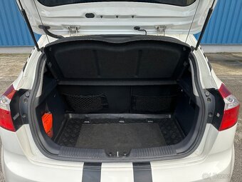 KIA Rio Hatchback 62.5kw Manuál - 9