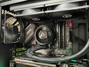 Ryzen 9 7900X\32GB\RX 7800XT\SSD\1000W Zdroj - 9