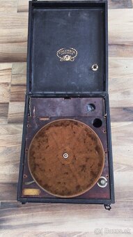 Prodám americký gramofon od Columbia na kliku . - 9
