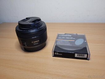 Canon Eos 200D + Canon EF-S 24mm f2.8 + Canon EF 50mm f1.8 - 9