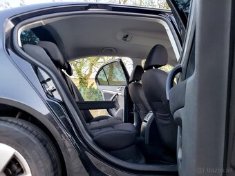 Škoda octavia 1.6 TDI Elegance Max R.V.2012 - 9
