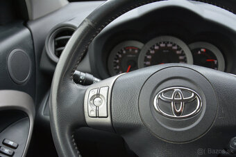 Toyota RAV4 2.00 VVT-i, 4×4 - 9