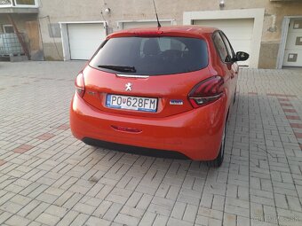 Predám Peugeot 208 1.2 pure tech 42000km - 9