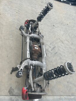 Rozpedam na diely bmw e60 530d 160 kw - 9