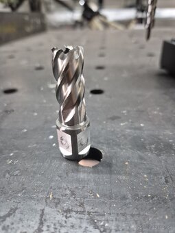 Magnetická vŕtačka - 9