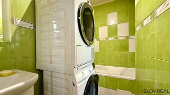 SLOVREAL predaj 2i byt v neďaleko mesta Kremnica - 9