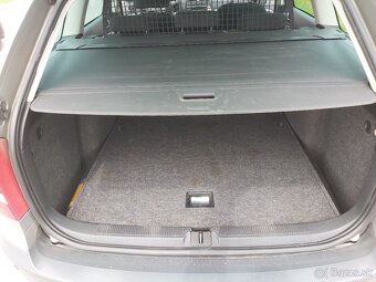 Škoda Octavia Combi 2.0 TDI 4x4 Scout - 9