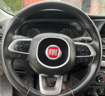 Fiat tipo 2017 - 9