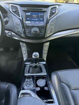 Hyundai i40 CW 1.7 CRDi 136k Style len 114k km - 9
