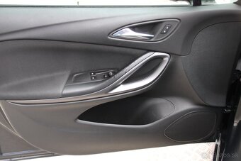 OPEL Astra 1,0 T 77 kW - 9