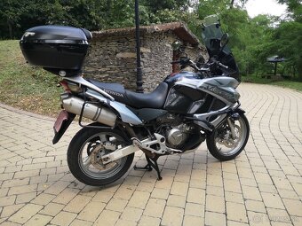 Honda Varadero XL1000V m.r. 2011 - 9