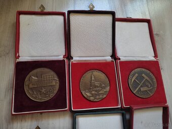 15 ks banícke odznaky vyznamenania medaile - 9