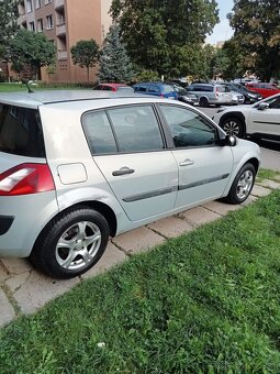 Predám Renault Megane 1.5 diesel 74 kw r. v..2004. - 9