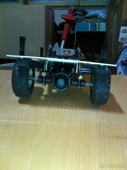 Predám: Rc auto Robbe Landrover Discovery 1:10. - 9