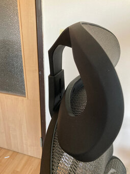 Ergonomická stolička Mosh Airflow 801 sivá - 9