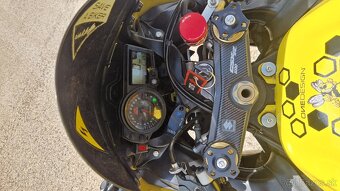 Suzuki Gsxr - 9