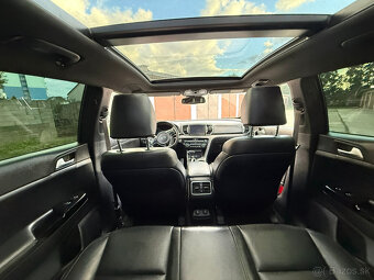 Kia Sportage GT line 2,0 136 kw Automat PANORAMA 4x4 - 9