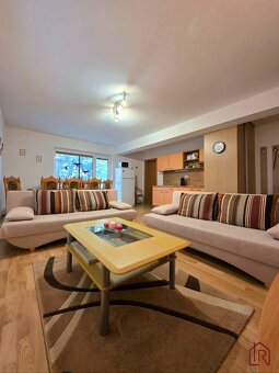 Apartmán, Nová Lesná, 46m2 + balkón, park. miesto, zariadený - 9