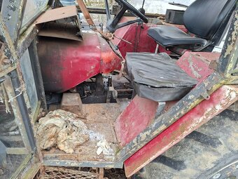 ZETOR 5748 4X4 S ČELNÍM NAKLADAČEM - 9