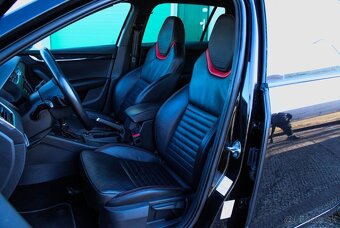 Škoda Octavia Combi 2.0 TDI RS DSG - 9