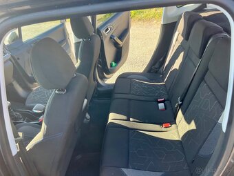 Peugeot 2008 1.2 81 kW (2019) - 9
